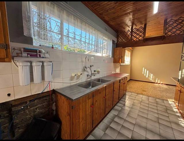4 BEDROOM HOUSE FOR SALE IN QUELLERINA